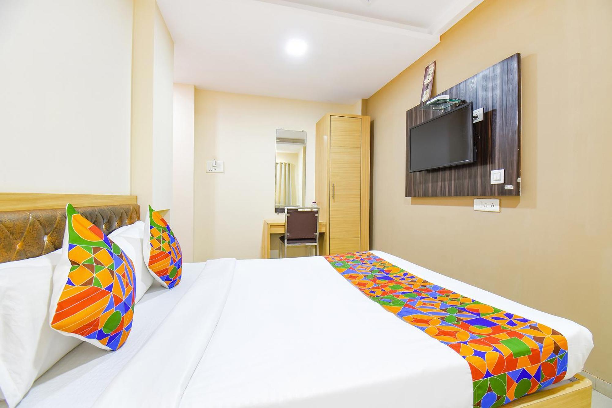 Fabhotel Royal Empire - Bird Valley Udhyan Pimpri-Chinchwad Eksteriør billede